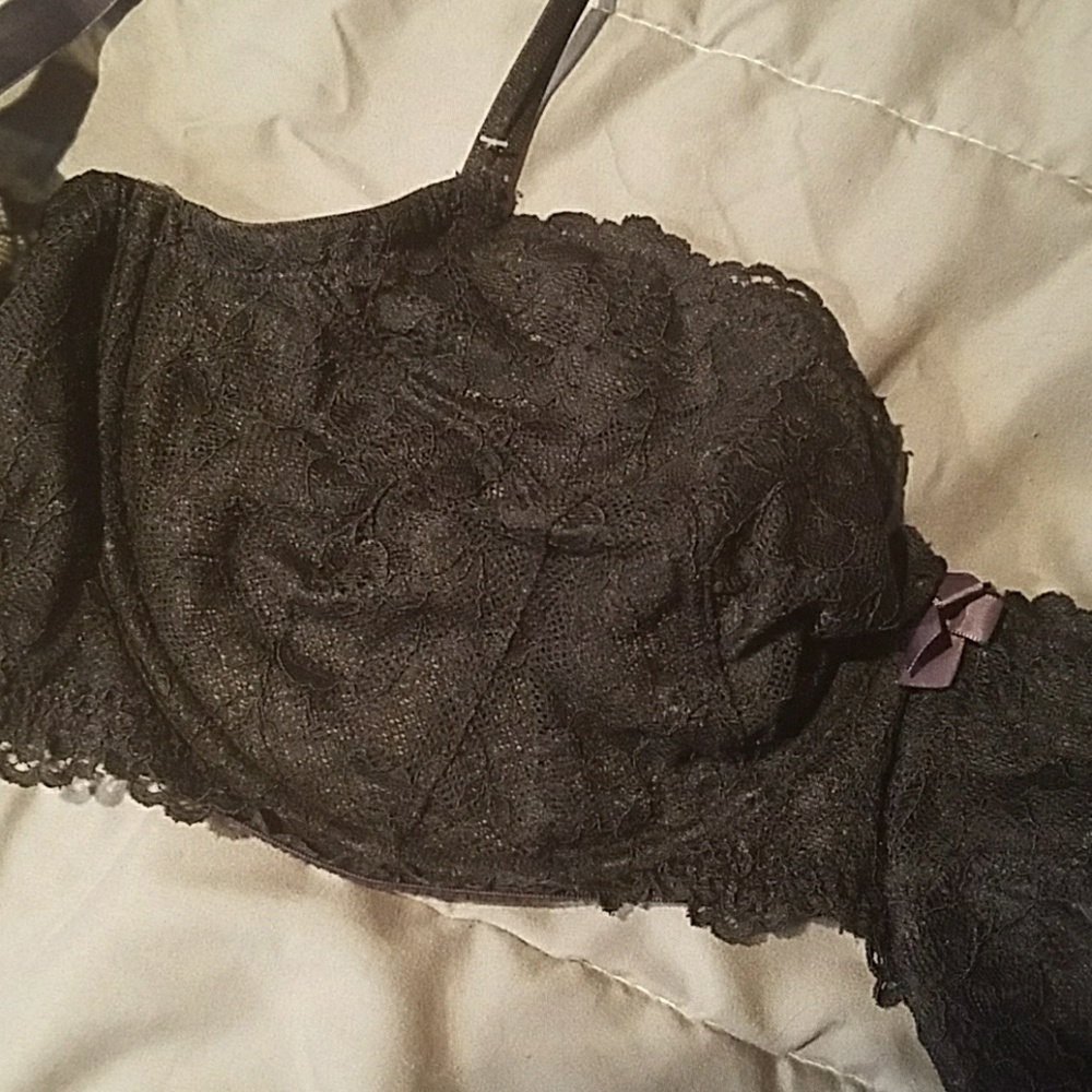 Lacey Target Bra - Picture 2 of 3